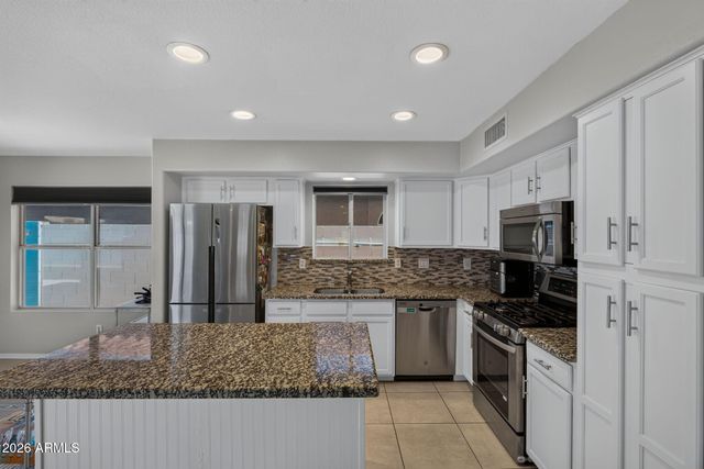 12602 W CAMBRIDGE Avenue, Avondale, AZ 85392