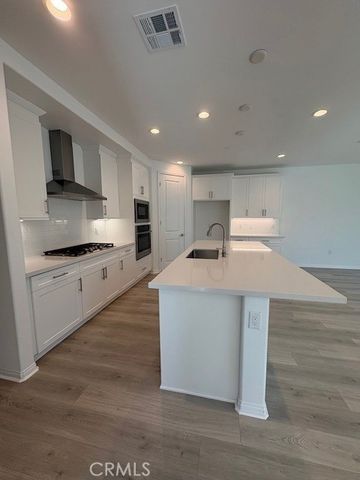 30495 Servin Lane, Menifee, CA 92584