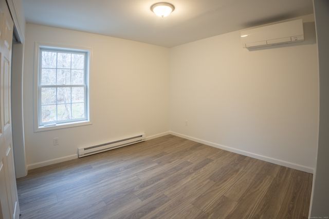 154 Grove Avenue B, Groton, CT 06340