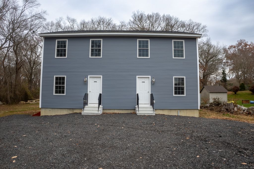 154 Grove Avenue B, Groton, CT 06340