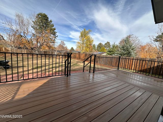 1044 Elm Street, Carson City, NV 89703