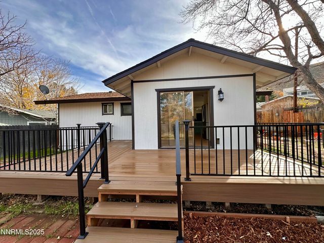 1044 Elm Street, Carson City, NV 89703