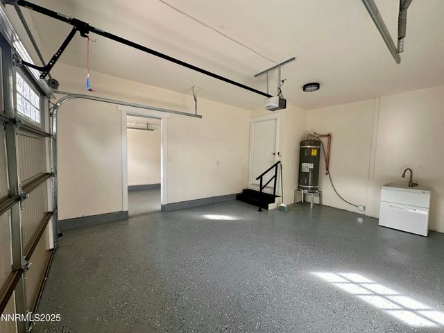 1044 Elm Street, Carson City, NV 89703