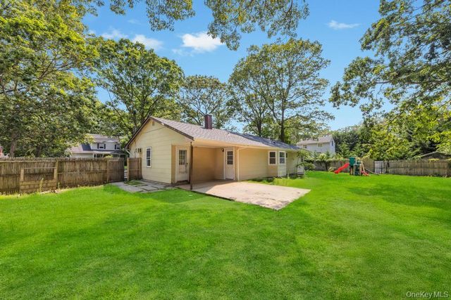 11 Edwards Road, Mastic Beach, NY 11951