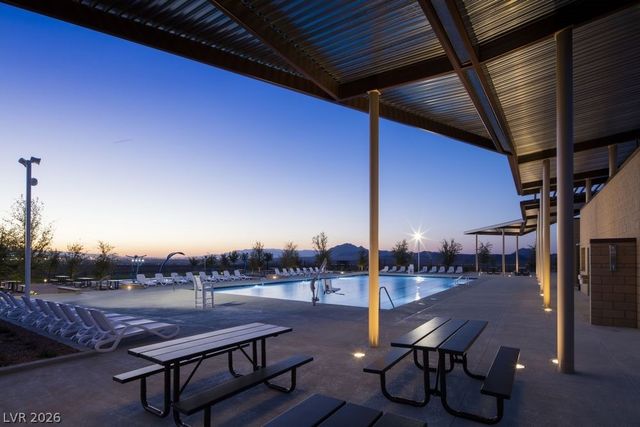 113 Tardando Avenue, Henderson, NV 89015