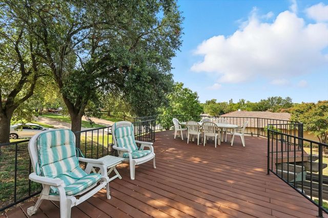 102 Bob White Avenue, Weatherford, TX 76086