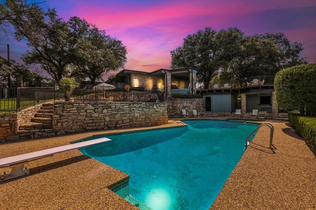 102 Bob White Avenue, Weatherford, TX 76086