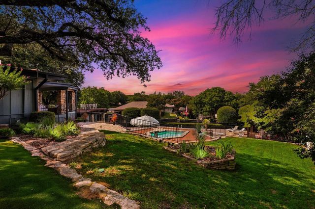 102 Bob White Avenue, Weatherford, TX 76086