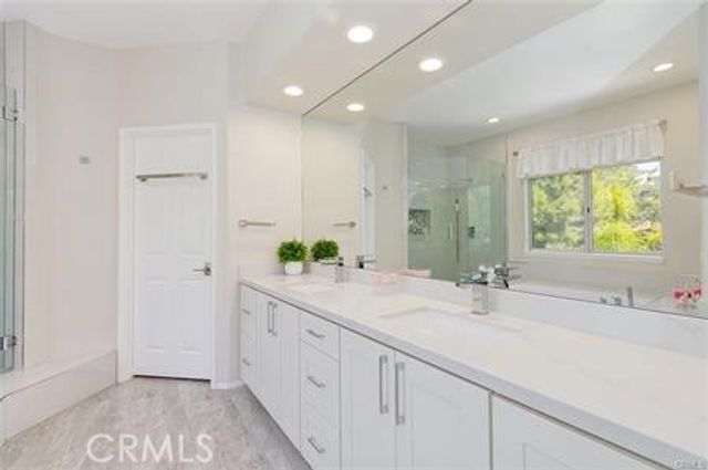 49 Via Barcaza, Coto De Caza, CA 92679