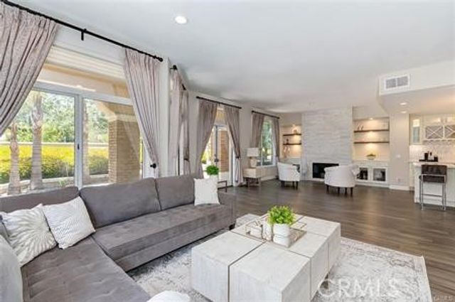 49 Via Barcaza, Coto De Caza, CA 92679