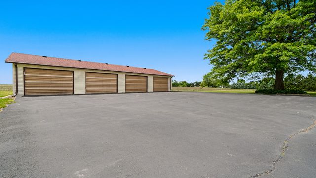 701 W Oregon Street, Polo, IL 61064
