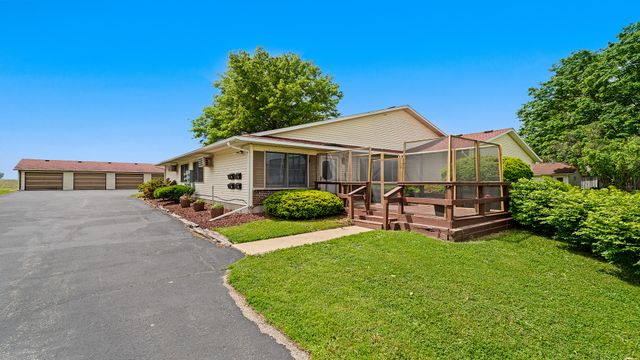 701 W Oregon Street, Polo, IL 61064