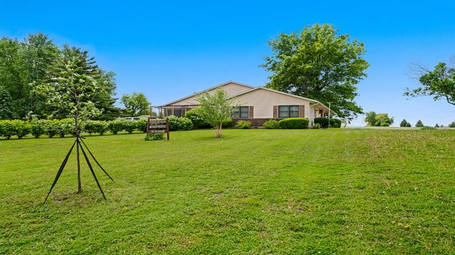 701 W Oregon Street, Polo, IL 61064