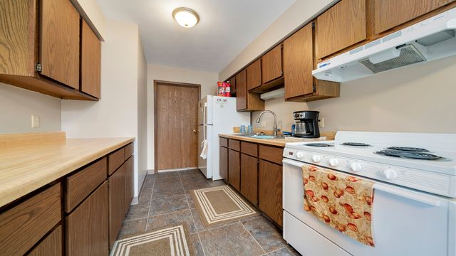 701 W Oregon Street, Polo, IL 61064