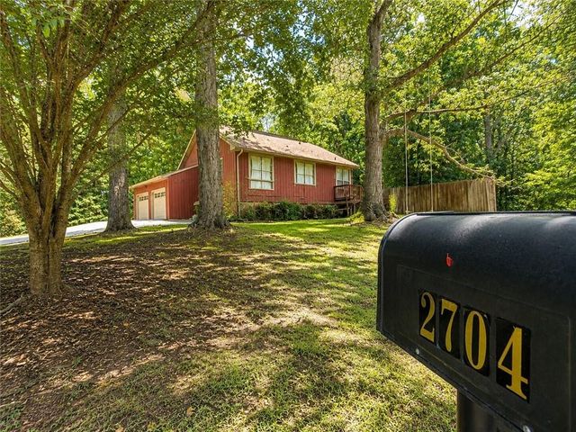 2704 Valley Hill Drive, Acworth, GA 30102