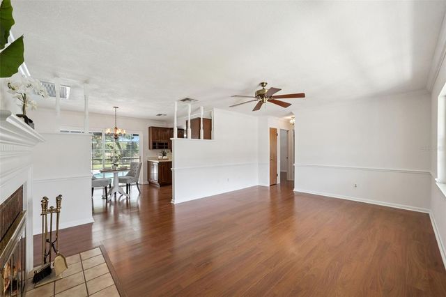121 PEACOCK DRIVE, Altamonte Springs, FL 32701