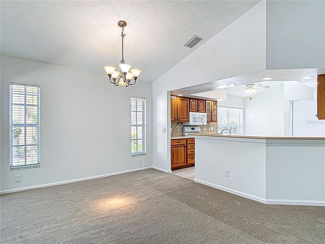 9308 FAIRWAY LAKES COURT, Tampa, FL 33647