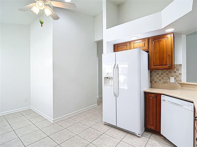 9308 FAIRWAY LAKES COURT, Tampa, FL 33647