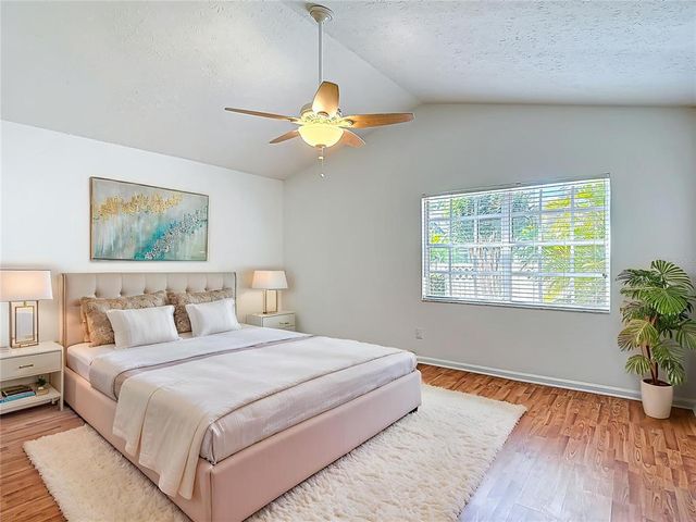 9308 FAIRWAY LAKES COURT, Tampa, FL 33647