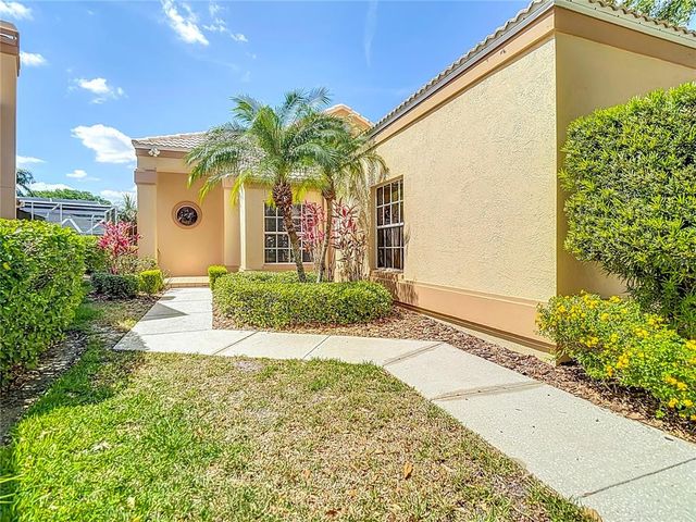 9308 FAIRWAY LAKES COURT, Tampa, FL 33647