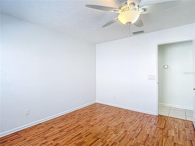 9308 FAIRWAY LAKES COURT, Tampa, FL 33647