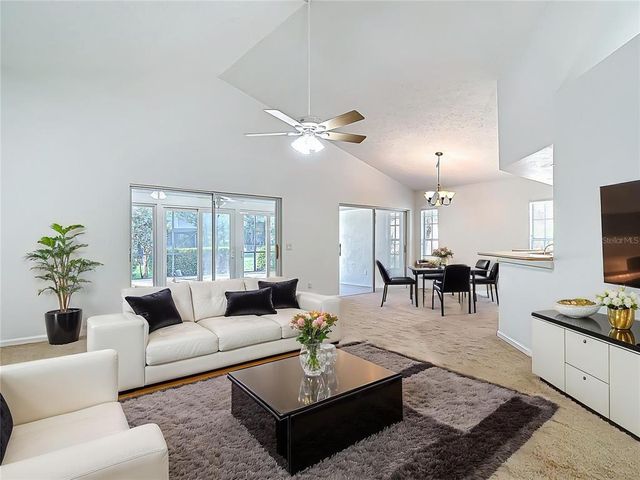 9308 FAIRWAY LAKES COURT, Tampa, FL 33647