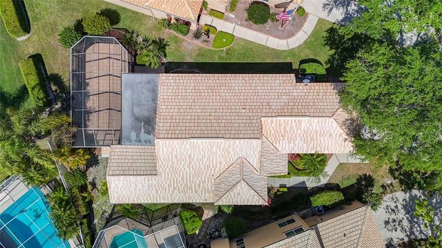 9308 FAIRWAY LAKES COURT, Tampa, FL 33647