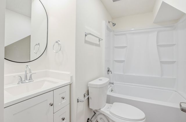 10050 N VV, Columbia, MO 65202