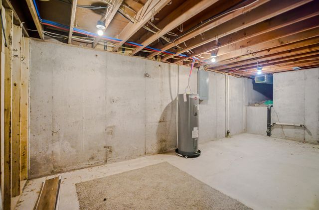 10050 N VV, Columbia, MO 65202