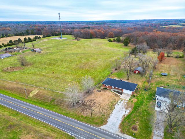 10050 N VV, Columbia, MO 65202