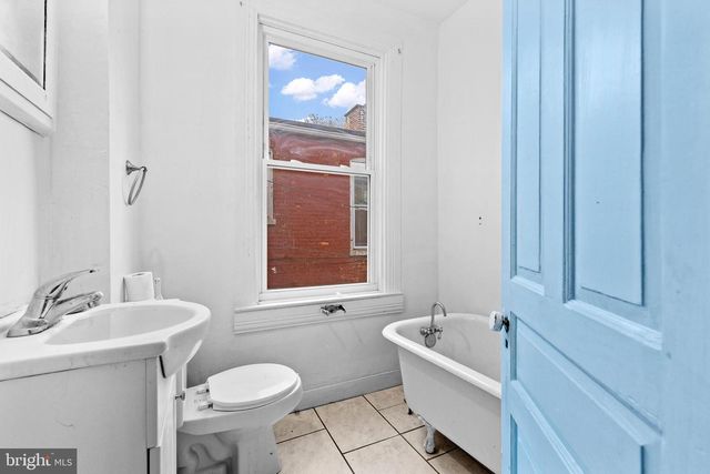 819 LINDEN AVE, York, PA 17404