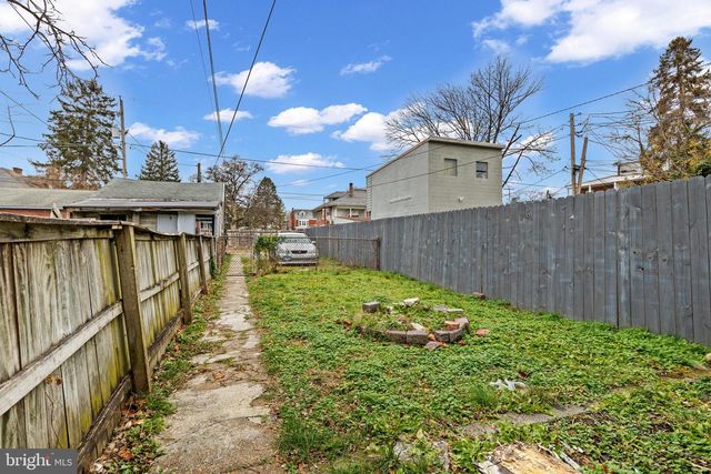 819 LINDEN AVE, York, PA 17404