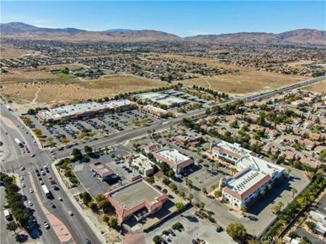 47 vic avenue R11, Palmdale, CA 93553
