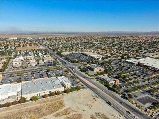 47 vic avenue R11, Palmdale, CA 93553