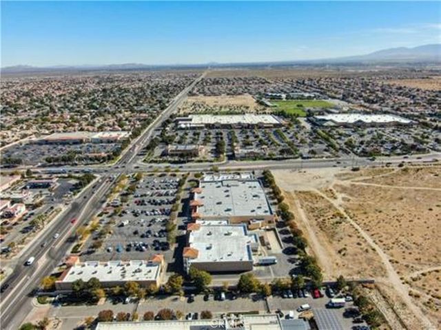 47 vic avenue R11, Palmdale, CA 93553