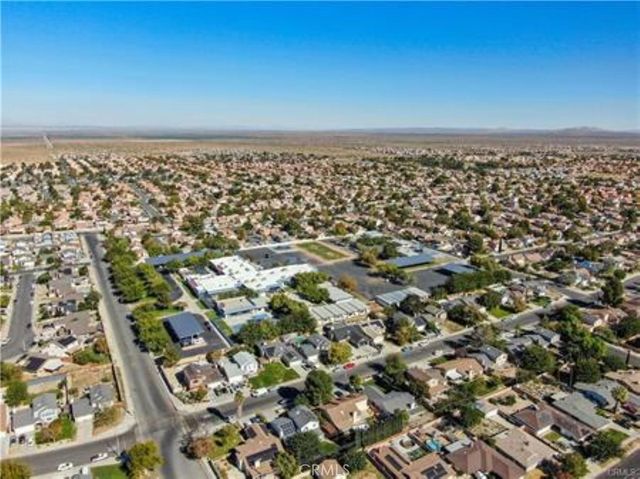 47 vic avenue R11, Palmdale, CA 93553