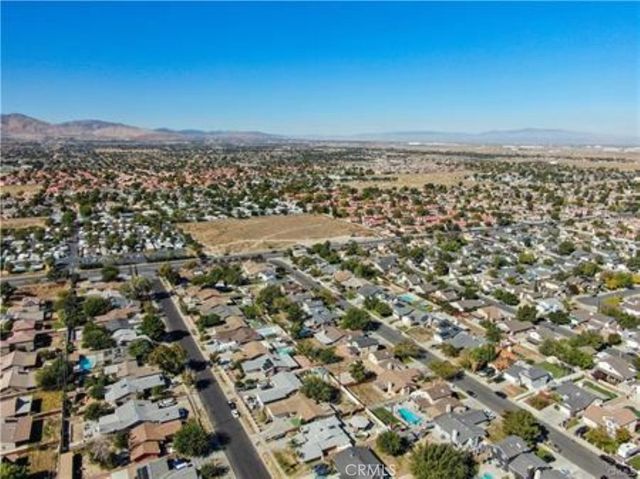 47 vic avenue R11, Palmdale, CA 93553
