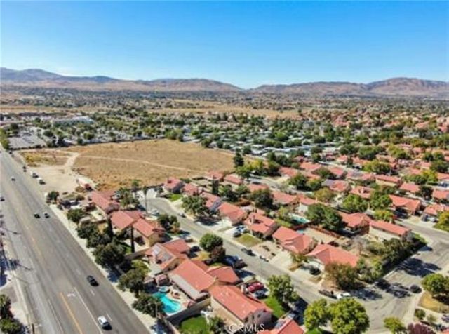 47 vic avenue R11, Palmdale, CA 93553