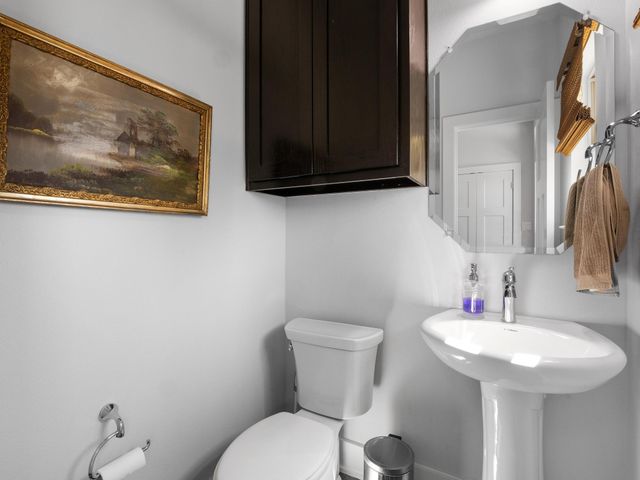 10103 Twin Lake LOOP, Dripping Springs, TX 78620