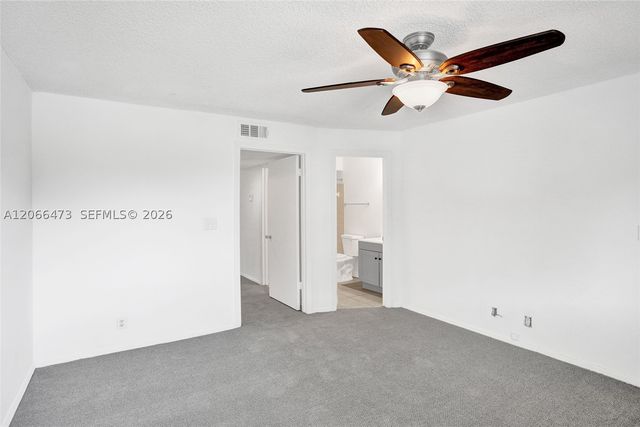 2796 S University Dr 2201, Davie, FL 33328