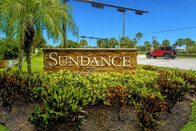 2796 S University Dr 2201, Davie, FL 33328