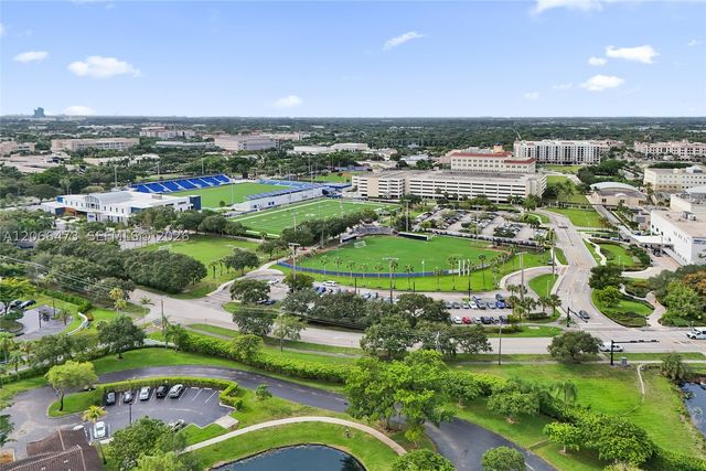 2796 S University Dr 2201, Davie, FL 33328