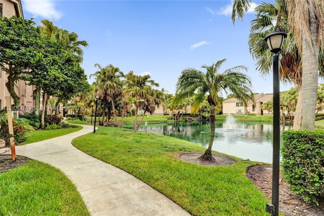 2796 S University Dr 2201, Davie, FL 33328