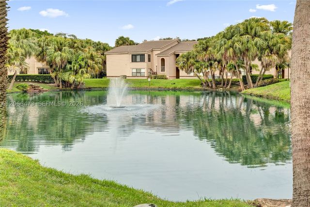 2796 S University Dr 2201, Davie, FL 33328