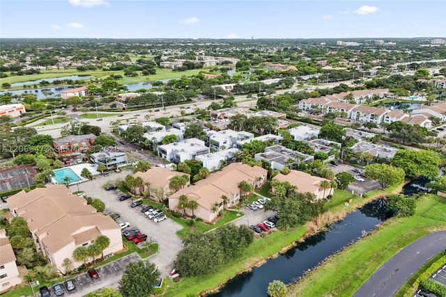 2796 S University Dr 2201, Davie, FL 33328