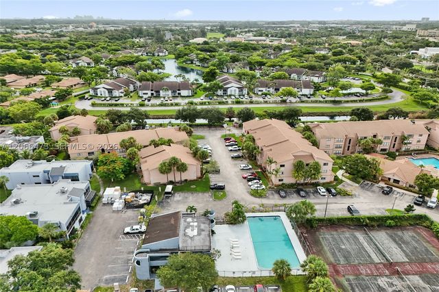 2796 S University Dr 2201, Davie, FL 33328