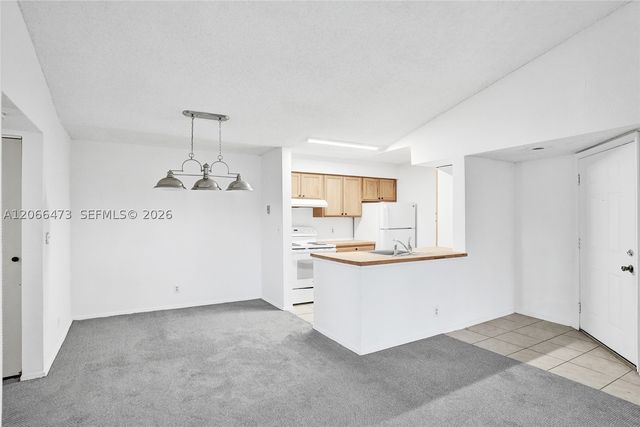 2796 S University Dr 2201, Davie, FL 33328
