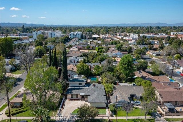 6539 Noble Avenue, Van Nuys (los Angeles), CA 91411