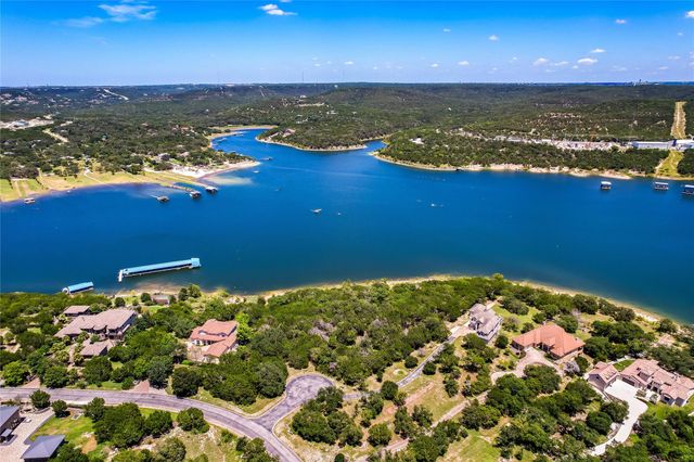 17140 Northlake Hills DR, Jonestown, TX 78645