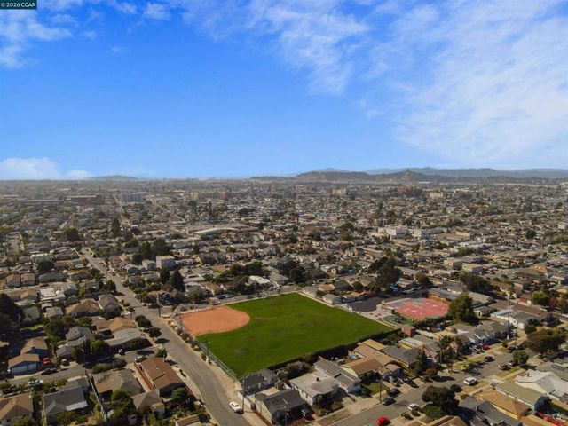 2639 Wendell Ave, Richmond, CA 94804